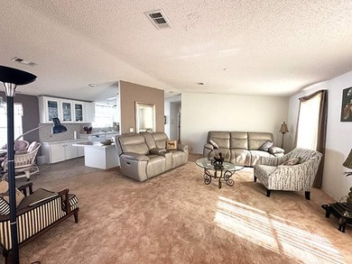 This charming 1544 square foot Manufactured Home at Bonita Terra - photo 1