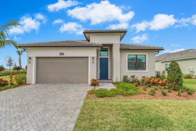 (private lake, pond, creek) Home For Sale in Port Saint Lucie Florida