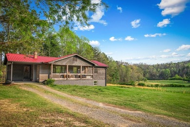 Just five miles from downtown Blue Ridge, this extraordinary 100 - photo 2
