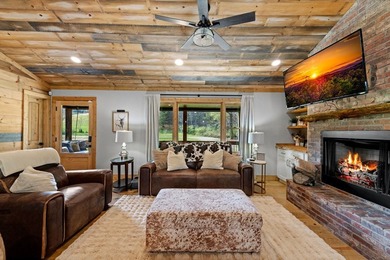 Just five miles from downtown Blue Ridge, this extraordinary 100 - photo 7