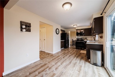 Fresh, inviting, and ready for it's new owners - this Greece - photo 16