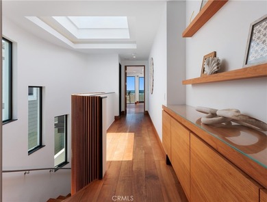 Welcome to coastal luxury redefined. Perfectly positioned - photo 17