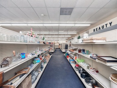 Welcome to 546 E Savannah Street - a high-visibility commercial - photo 21