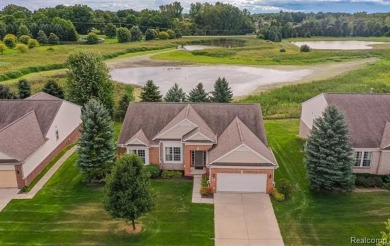 Lake Condo For Sale in Grand Blanc, Michigan