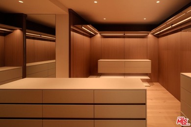 Set at the end of a private cul-de-sac in the Hollywood Hills - photo 22