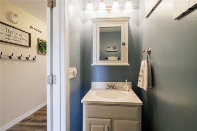 Fresh, inviting, and ready for it's new owners - this Greece - photo 24