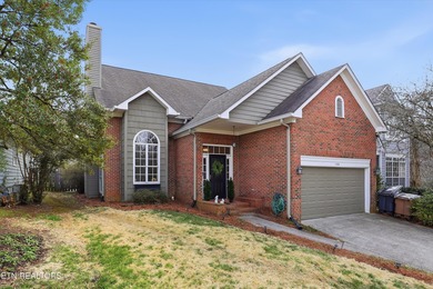 Fort Loudoun Lake Home For Sale in Knoxville Tennessee