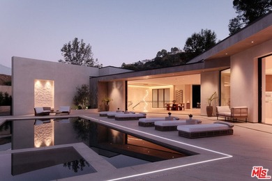 Set at the end of a private cul-de-sac in the Hollywood Hills - photo 32