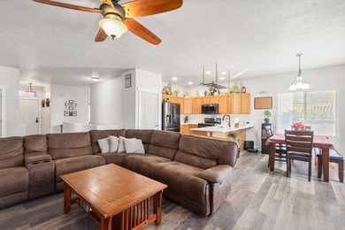 Welcome home to this beautiful Stansbury Park property where - photo 6
