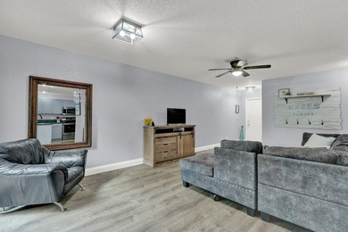 Welcome to your lakefront oasis in the Briar Bay Community! This - photo 7