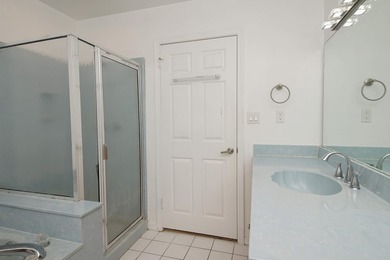 Beautiful home close to the white sandy beaches, military bases - photo 40