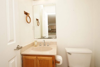 Beautiful home close to the white sandy beaches, military bases - photo 46
