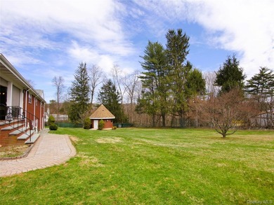 Take this Amazing opportunity to live in a private neighborhood - photo 19