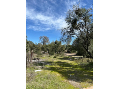 Lake Lot For Sale in Clearlake, California