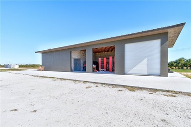 Deluxe Ranch or Hunting Lodge with high end millwork, Walnut - photo 25