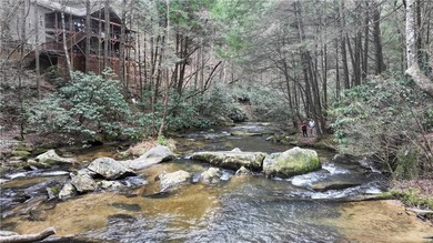 INCREDIBLE, WATERFRONT APPALACHIAN HIDEAWAY WITH MILLION DOLLAR - photo 5