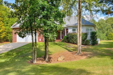 MOTIVATED SELLER IS READY TO MOVE TO THE BEACH! Bring your - Lake Home For Sale in Mccormick, South Carolina