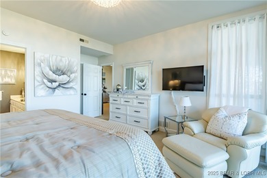 Welcome to this beautifully updated 3 bed, 3 bath condo in The - photo 18