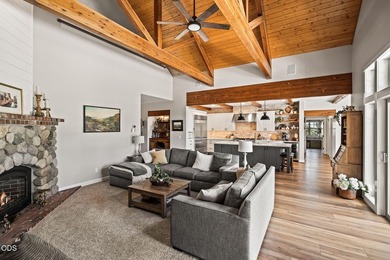 Don't miss out; tucked into a pine canopy overlooking Aspen - photo 20