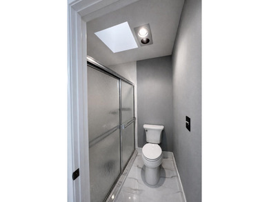 Welcome home! Fully renovated luxury patio home stands far above - photo 23