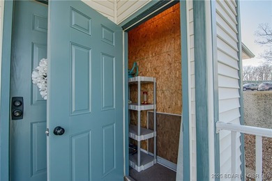Welcome to this beautifully updated 3 bed, 3 bath condo in The - photo 27
