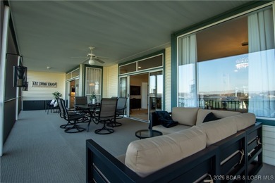 Welcome to this beautifully updated 3 bed, 3 bath condo in The - photo 31