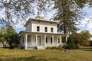 Connecticut River - Middlesex County Home For Sale in Haddam Connecticut