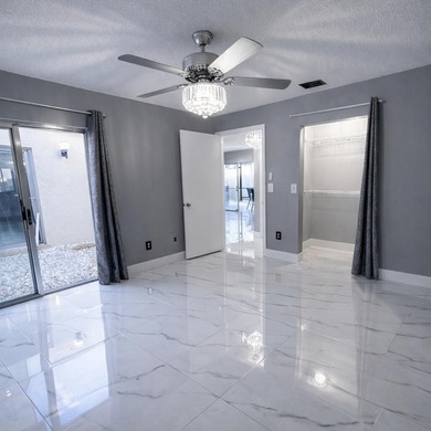 Welcome home! Fully renovated luxury patio home stands far above - photo 32