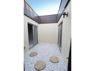 Welcome home! Fully renovated luxury patio home stands far above - photo 39