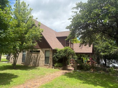 Lake Home For Sale in Newkirk, Oklahoma