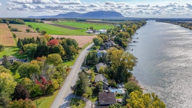 Lake Lot For Sale in Mont-Saint-Hilaire, 