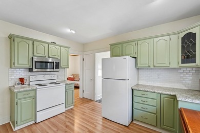 Nestled just 5 blocks from the lake in the heart of Shorewood - photo 13