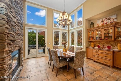 Luxury living at The Summit at Dongan Hills Colony. This - photo 15