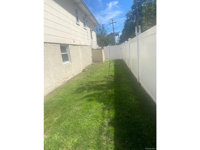 Welcome To 3250 Messick Ave, A HIGH RANCH HOME IN THE - photo 2