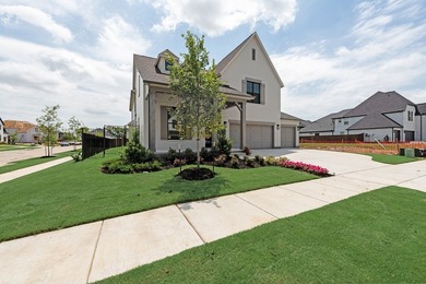 Popular open concept home has a dramatic two-story family room - photo 2