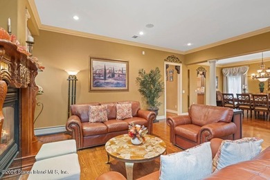 Luxury living at The Summit at Dongan Hills Colony. This - photo 22