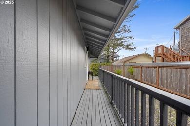 Welcome to your furnished, turnkey coastal retreat in the heart - photo 8