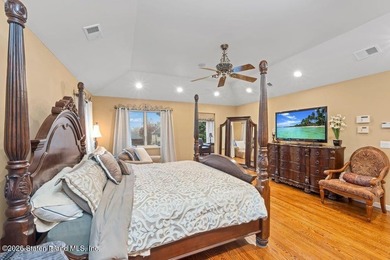 Luxury living at The Summit at Dongan Hills Colony. This - photo 39
