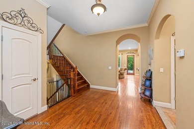 Luxury living at The Summit at Dongan Hills Colony. This - photo 42
