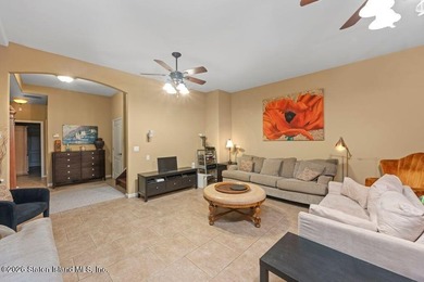 Luxury living at The Summit at Dongan Hills Colony. This - photo 48