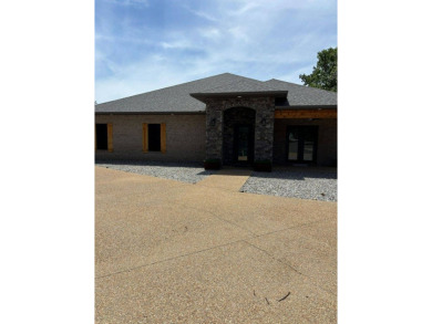 Lake Home For Sale in Hot Springs Village, Arkansas