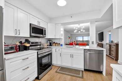 Beautifully updated and COMPLETELY FURNISHED 2-bedroom, 2-bath - photo 7