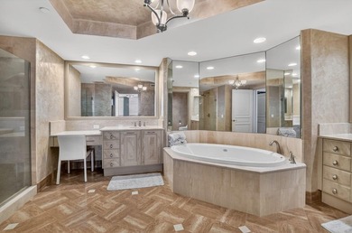 *Spectacular direct oceanfront 4-bedroom, 4.5-bath, 16th-floor - photo 14