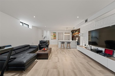 Set on an approximately 6,000 SF corner lot, this luxury - photo 19
