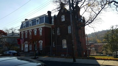 A well-preserved jewel with updates that accent the positives of - photo 3