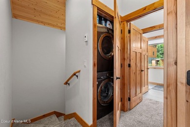 Fully furnished home at Schweitzer Mountain Resort! This 3 - photo 24