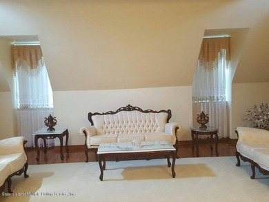 A well-preserved jewel with updates that accent the positives of - photo 4