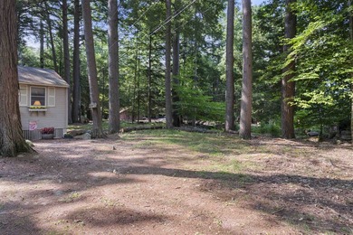Lake Winnipesaukee Cottage with Deeded 24ft Boat Slip. Discover - photo 27