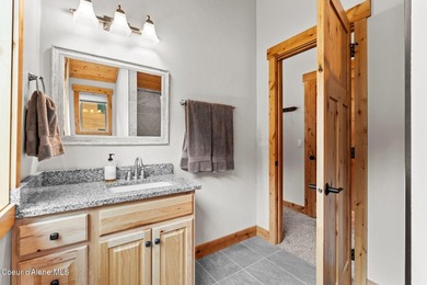 Fully furnished home at Schweitzer Mountain Resort! This 3 - photo 29