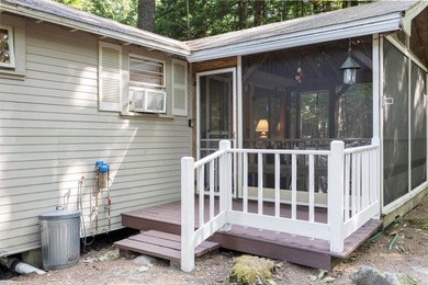 Lake Winnipesaukee Cottage with Deeded 24ft Boat Slip. Discover - photo 35